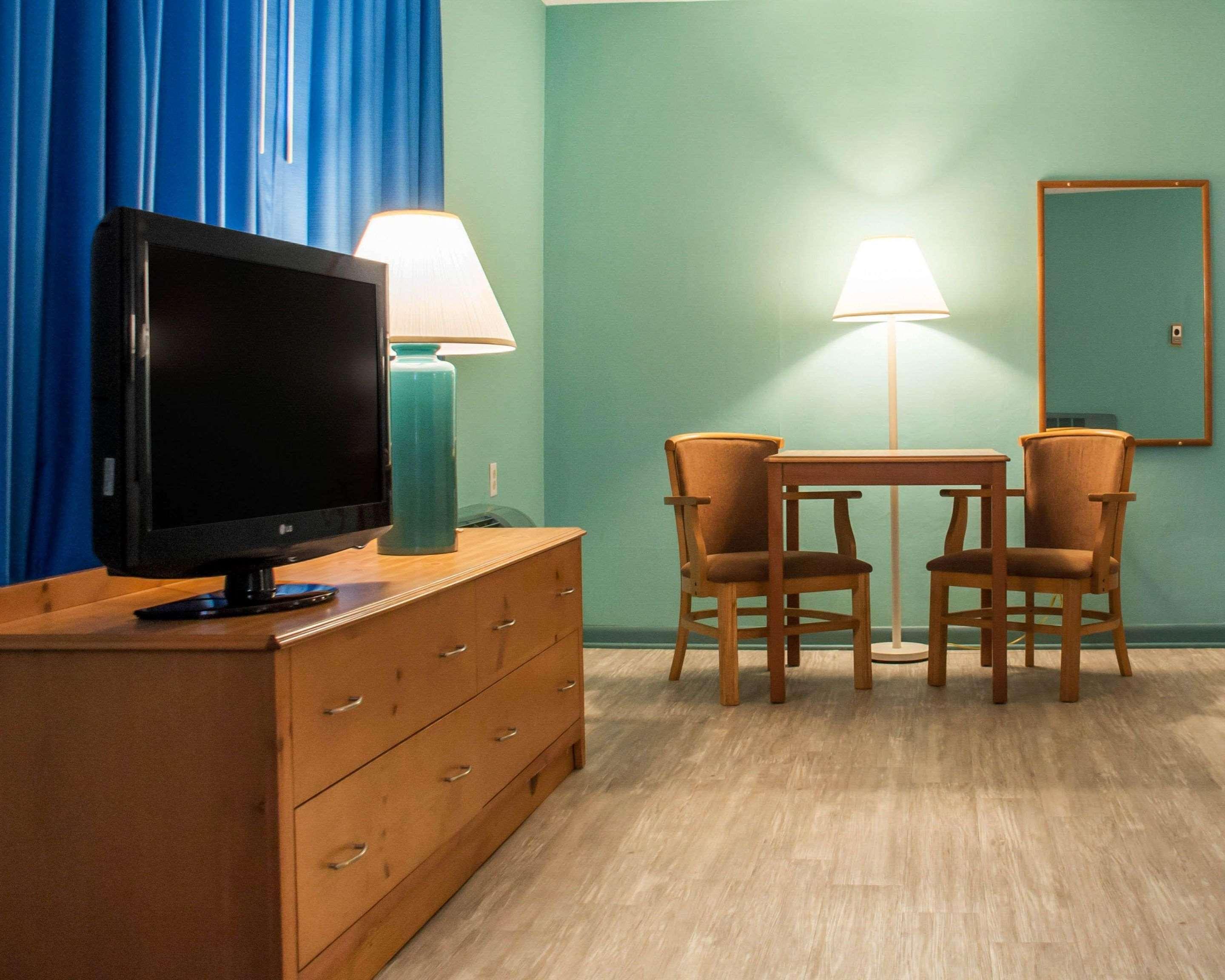 Econo Lodge Buffalo South Blasdell Eksteriør bilde