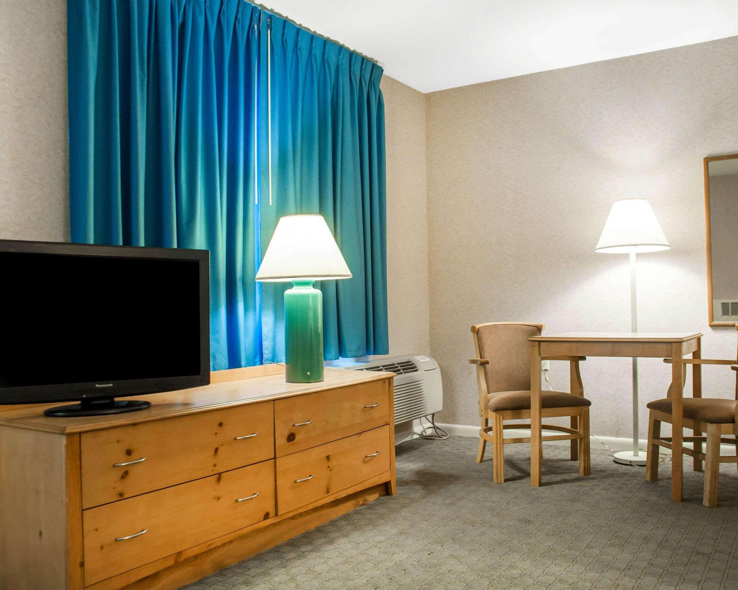 Econo Lodge Buffalo South Blasdell Eksteriør bilde